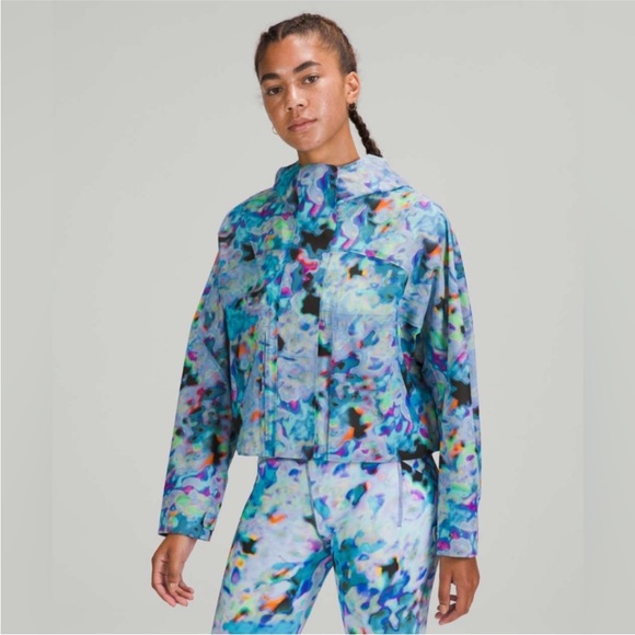 ☔️ LULULEMON Seawheeze Rain Chaser Jacket. Size 12. Excellent condition **RARE** - Picture 2 of 6